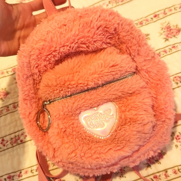 Dolls Kill Bratz fuzzy Mini Backpack - Picture 5 of 5